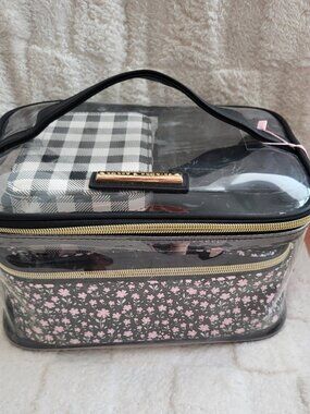 NWT Poppy & Peonies Getaway Cosmetic Set Black Floral